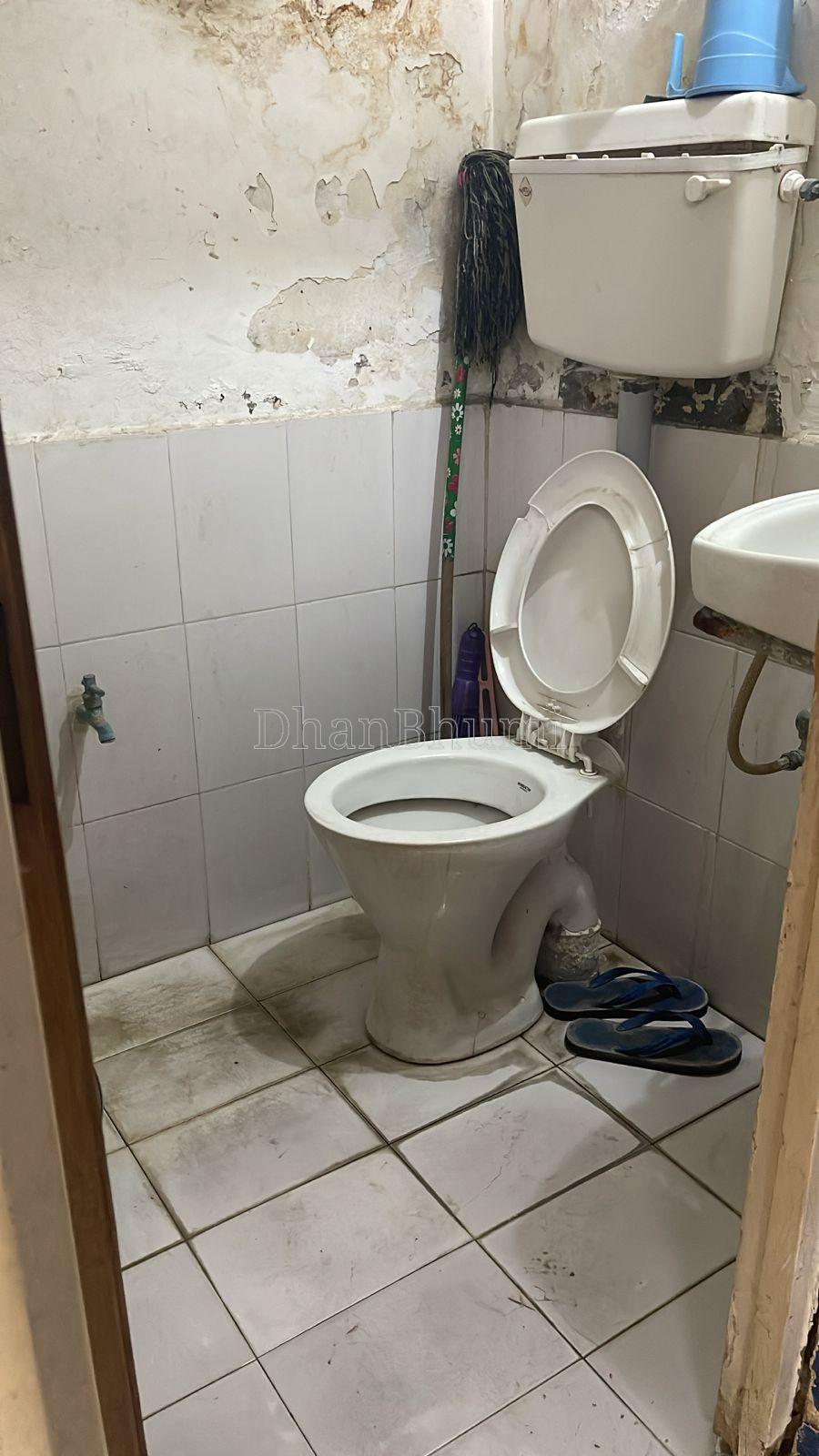 property_images/office_in_ahmedabad_1785476062_6a6c33de602ab.jpeg