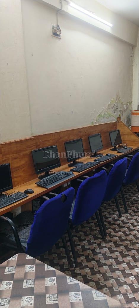 property_images/office_in_ahmedabad_1786621978_6a7db01a8be14.jpg