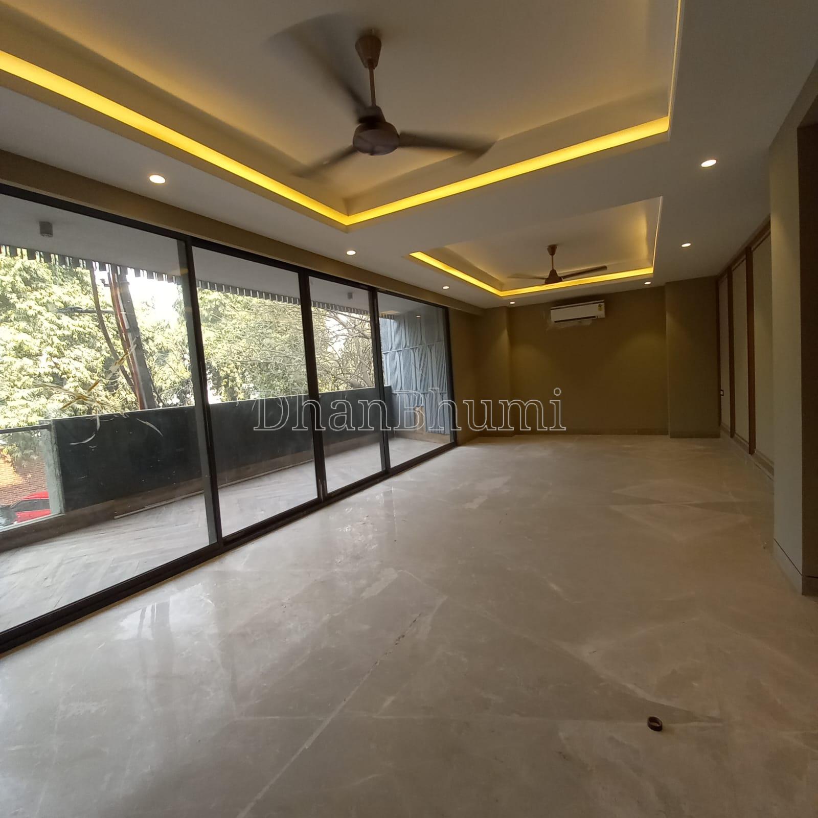 property_images/office_in_delhi_1785319906_6a69d1e2dbaef.jpeg