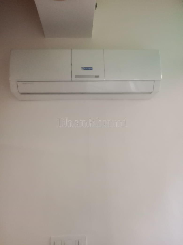 property_images/office_in_delhi_1785319907_6a69d1e30eb05.jpeg