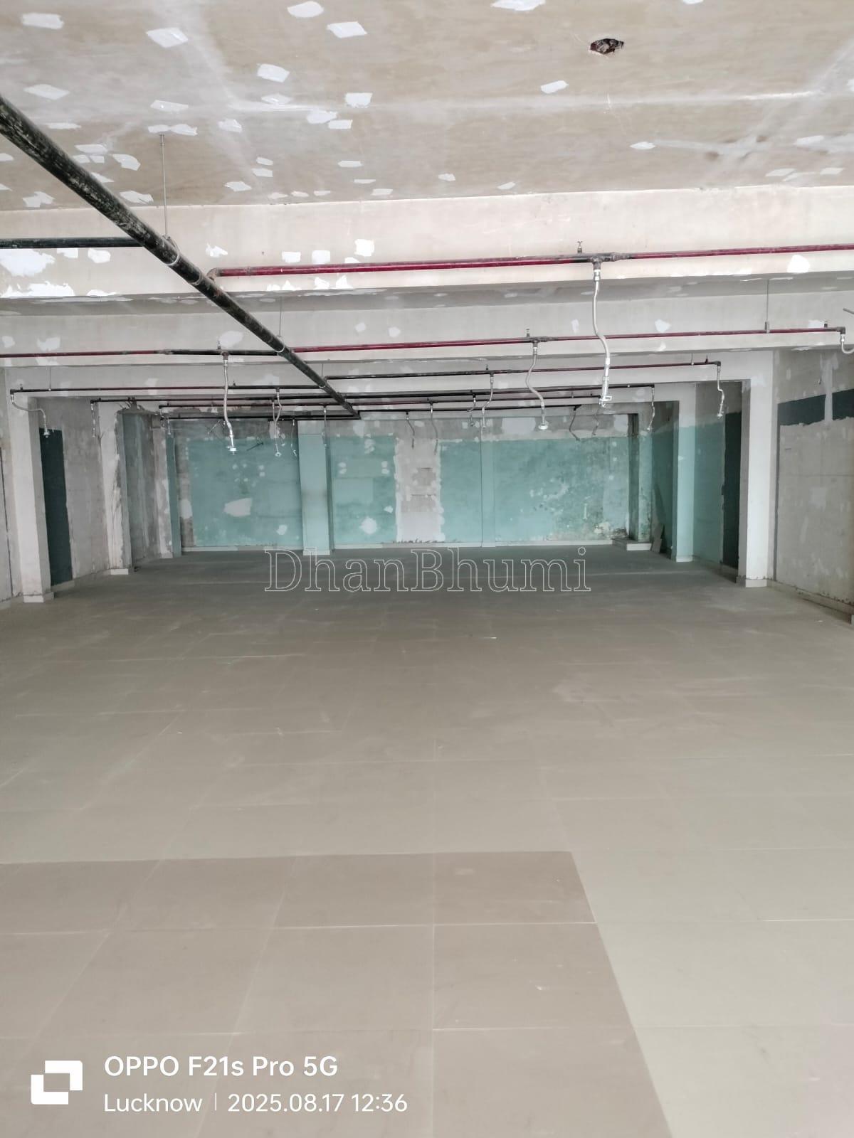 property_images/office_in_lucknow_1791268997_6ac4988529d20.jpeg