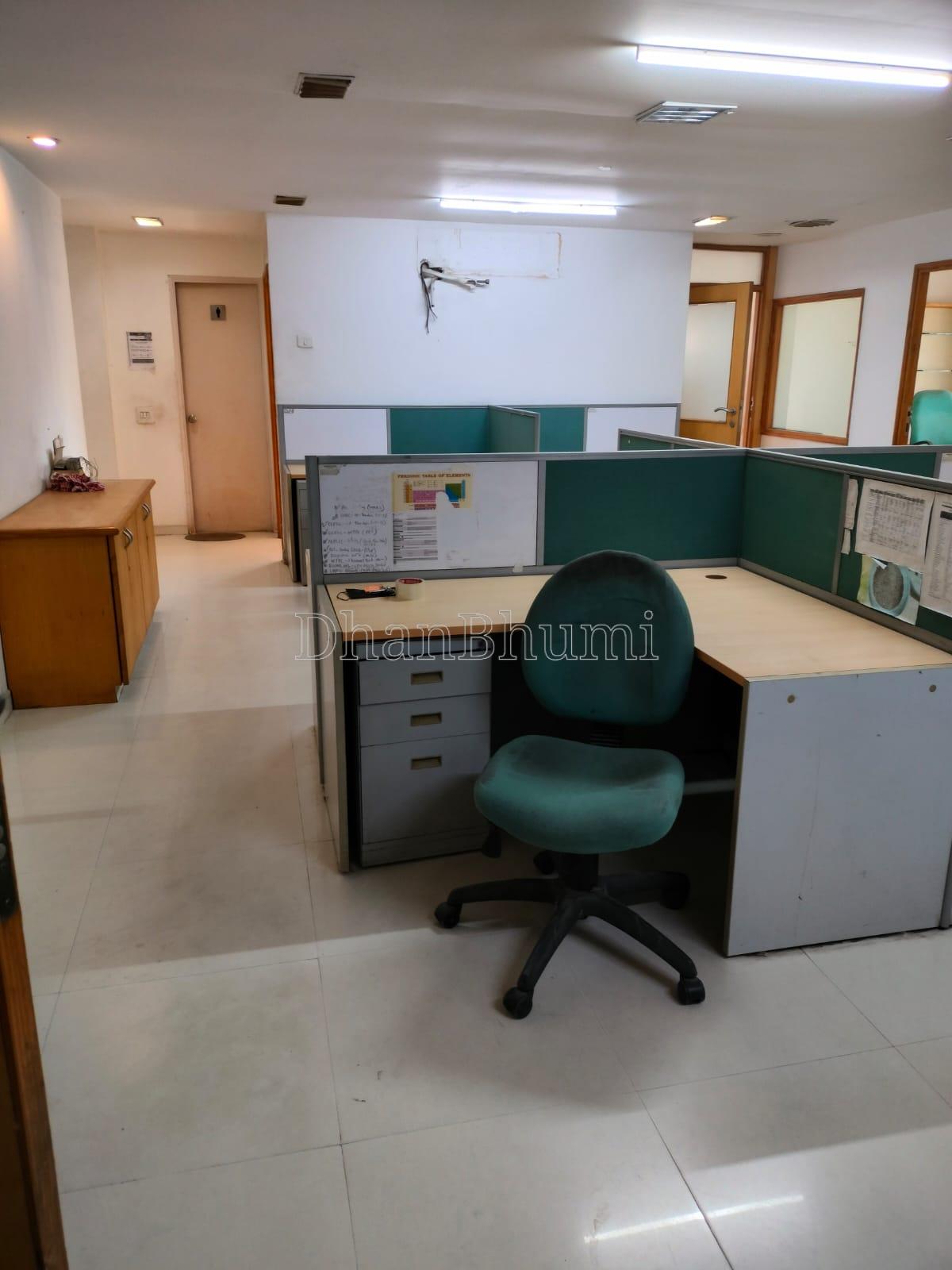 property_images/office_in_vadodara_1786355526_6a799f46cd80b.jpeg
