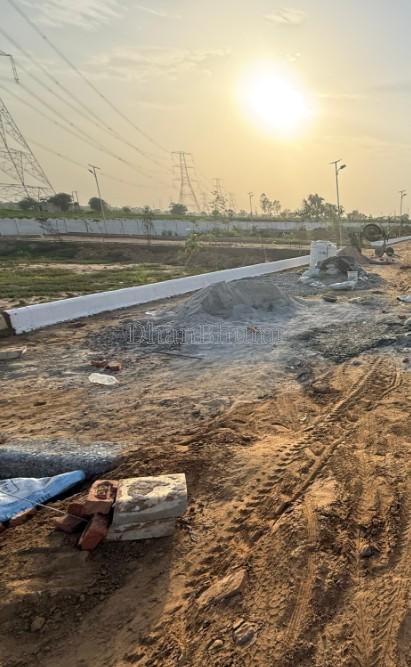 property_images/plot_in_aligarh_1782909423_6a4509ef256d4.jpg