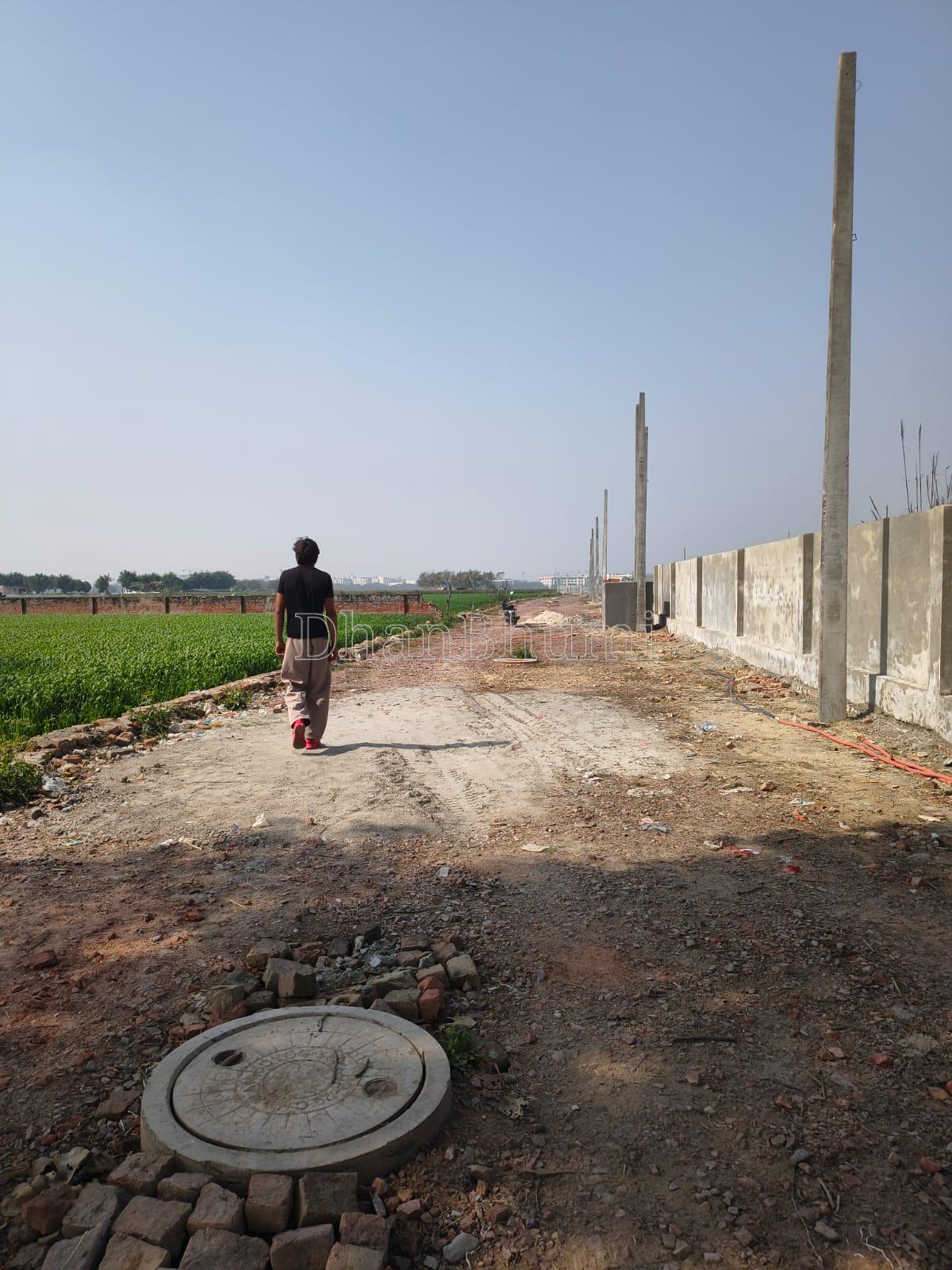 property_images/plot_in_greater_noida_1781688107_6a32672bc608b.jpeg