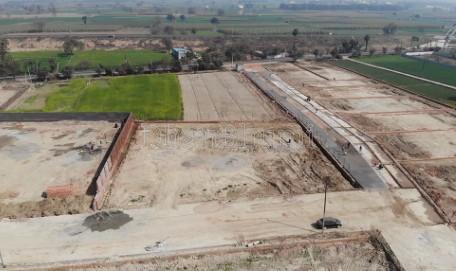 property_images/plot_in_hapur_1783332588_6a4b7eec64a50.jpg