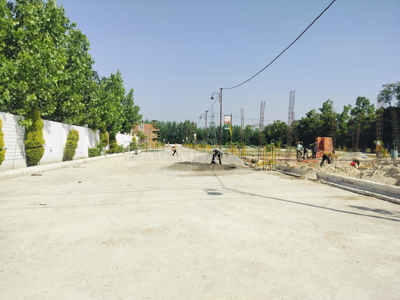 property_images/plot_in_haridwar_1781255330_6a2bcca2ce2b6.jpeg