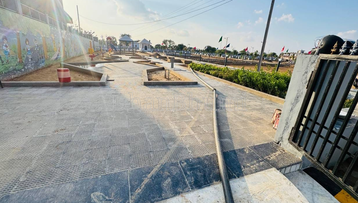 property_images/plot_in_jaipur_1778931921_6a0858d172d6b.png