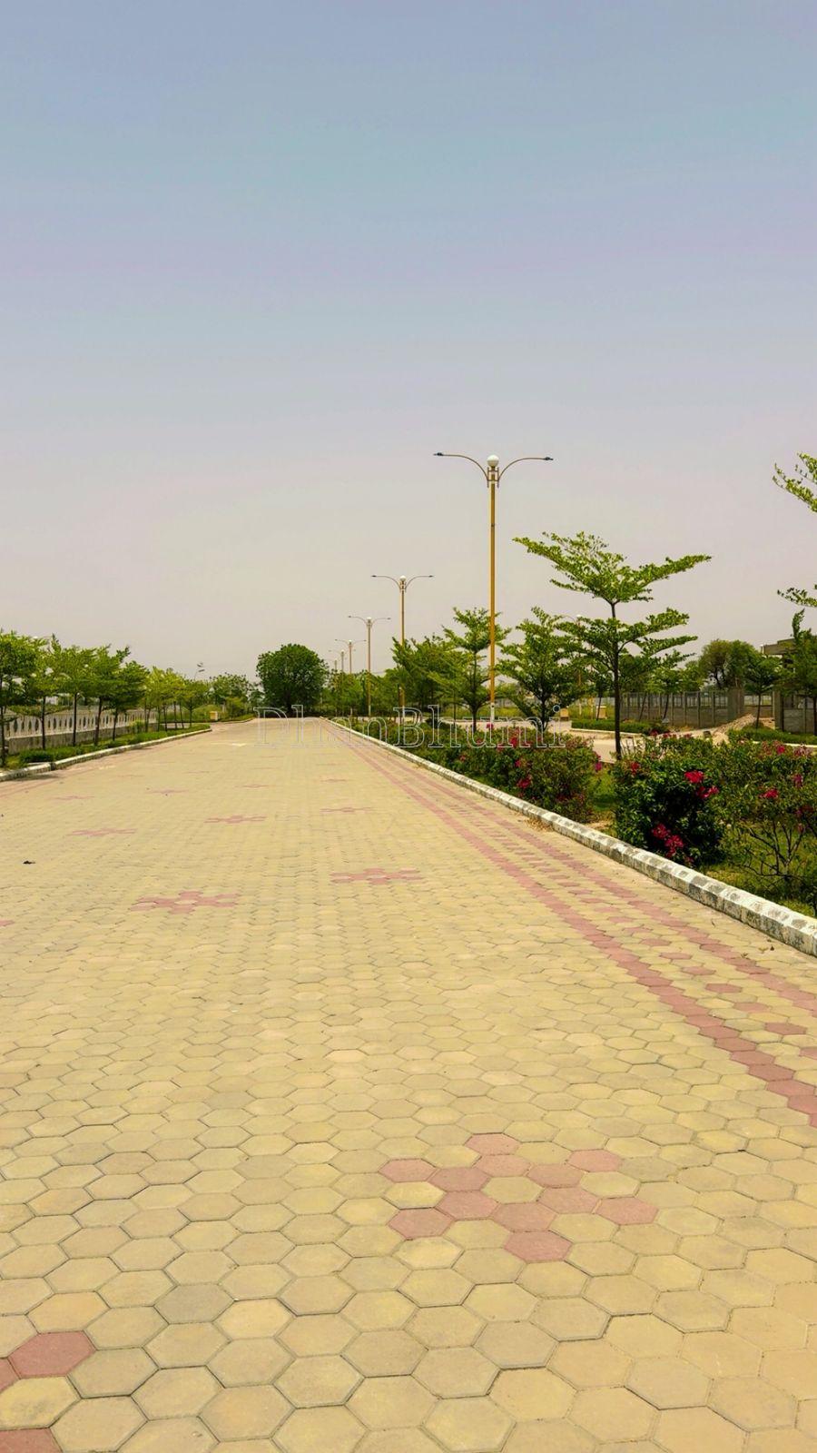 property_images/plot_in_jaipur_1782817718_6a43a3b6298cc.jpeg