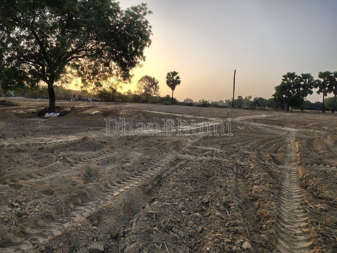 property_images/plot_in_lucknow_1778759657_6a05b7e929854.jpeg