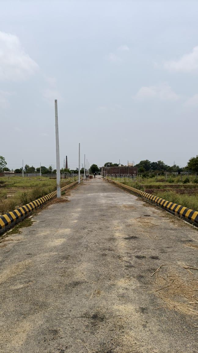 property_images/plot_in_lucknow_1782899365_6a44e2a50f64d.jpeg