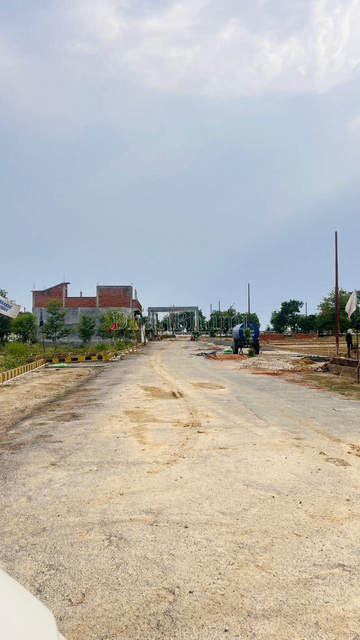 property_images/plot_in_lucknow_1785145091_6a672703b8710.jpeg