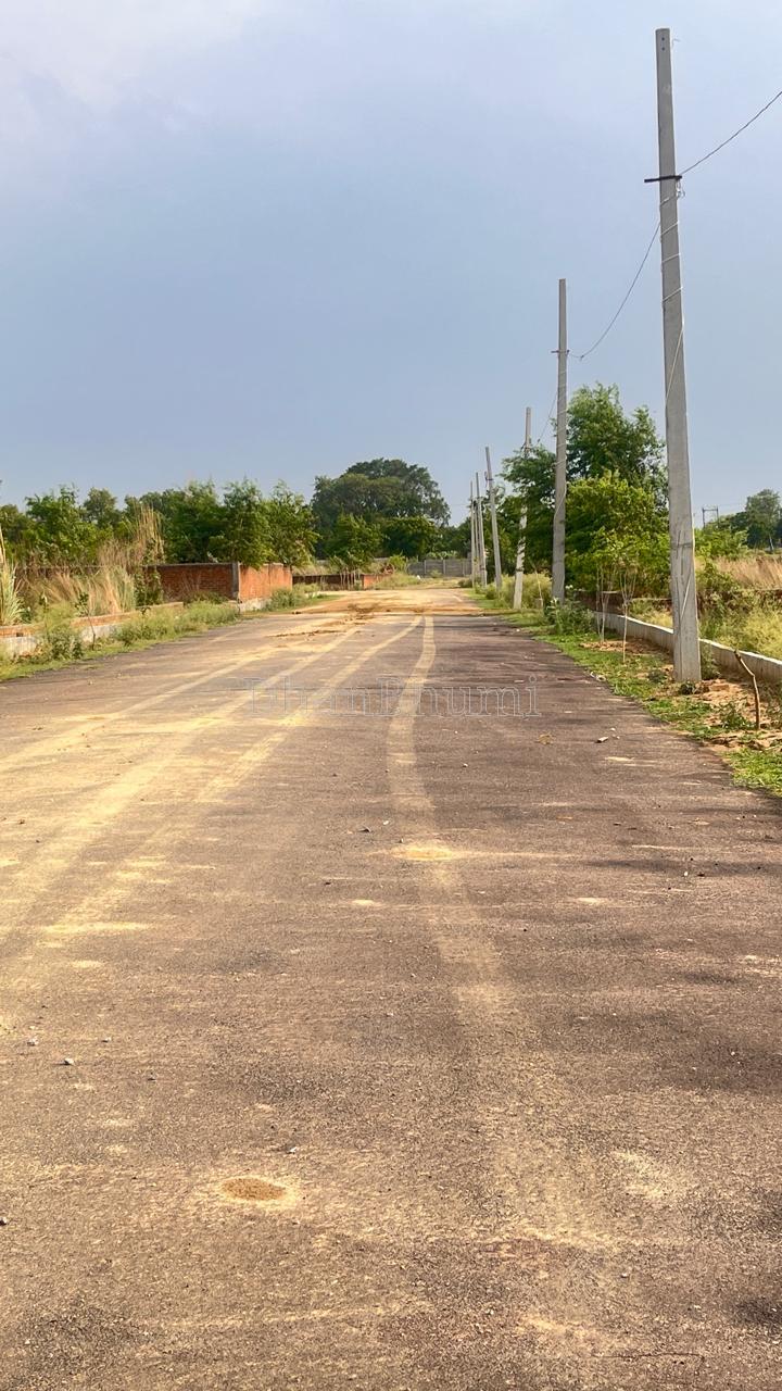 property_images/plot_in_lucknow_1785145842_6a6729f21e3cb.jpeg