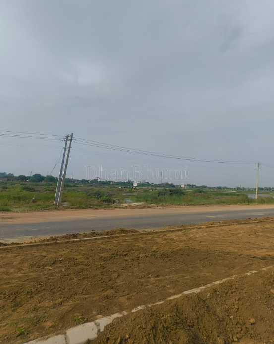property_images/plot_in_mathura_1783079511_6a47a257efba3.png