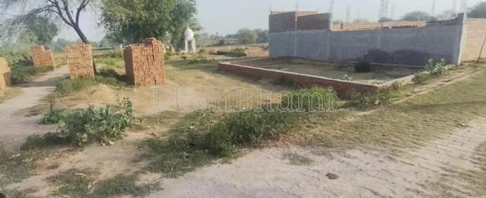 property_images/plot_in_mathura_1784792221_6a61c49d0a760.jpg