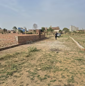property_images/plot_in_mathura_1786706207_6a7ef91f1f80b.PNG