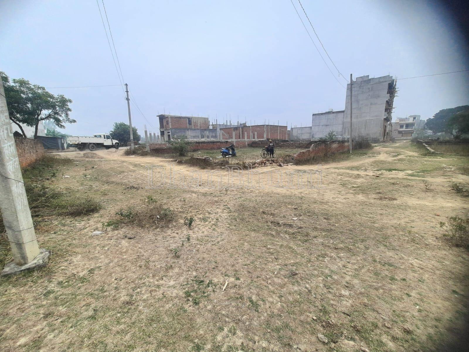 property_images/plot_in_prayagraj_1777464905_69f1f64954b76.jpeg