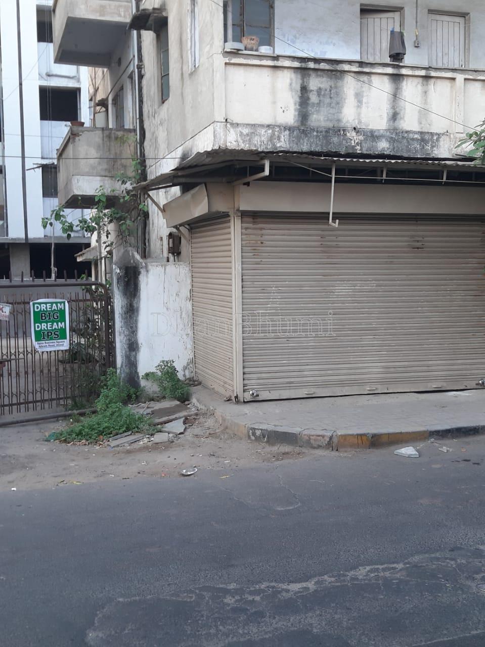 property_images/shopshowroom_in_ahmedabad_1784198378_6a58b4ea4e64a.jpeg