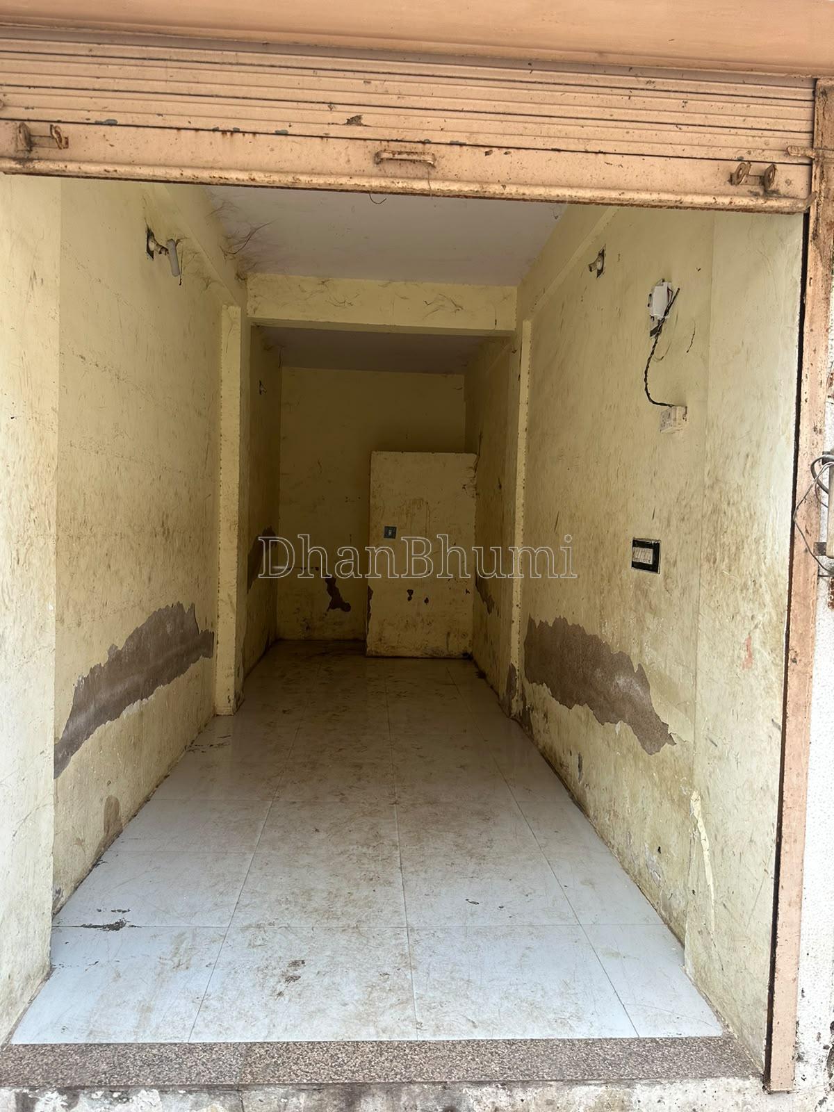property_images/shopshowroom_in_ahmedabad_1787556791_6a8bf3b75a15f.jpeg