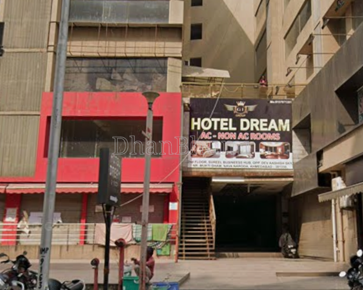 property_images/shopshowroom_in_ahmedabad_1788426290_6a99383247fdd.png