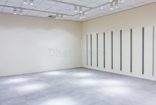 property_images/shopshowroom_in_ahmedabad_1788429370_6a99443acb7ae.png