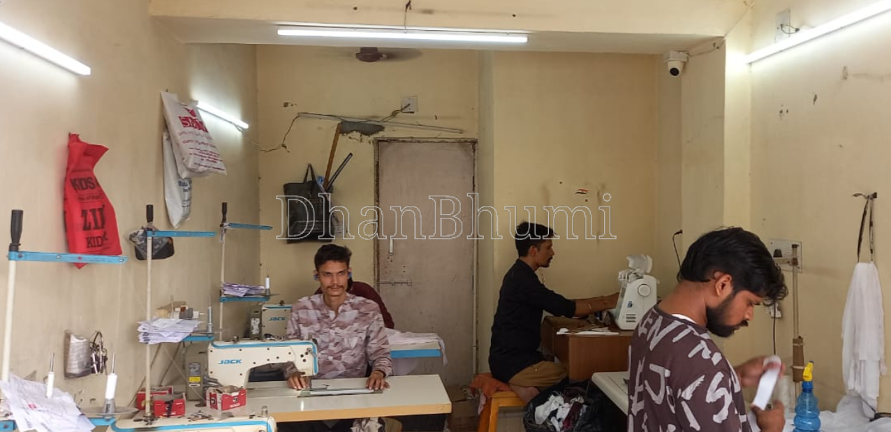 property_images/shopshowroom_in_ahmedabad_1788784230_6a9eae6617032.png