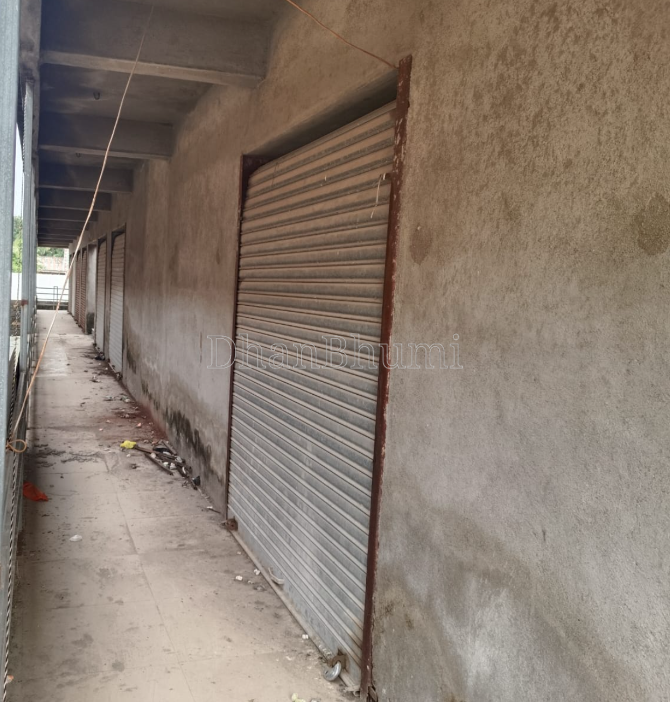 property_images/shopshowroom_in_gir_somnath_1786452121_6a7b1899124df.png