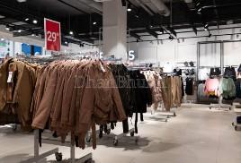 property_images/shopshowroom_in_greater_noida_1782732235_6a4255cb5211d.jpg