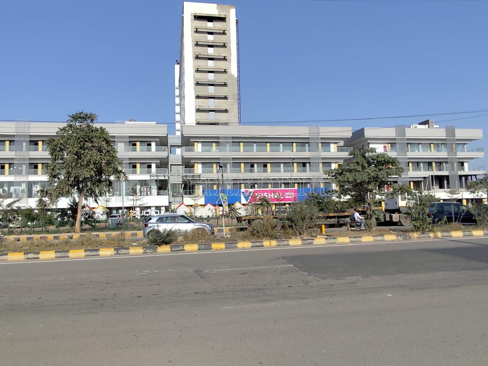 property_images/shopshowroom_in_gurugram_1781694828_6a32816c2809d.jpeg