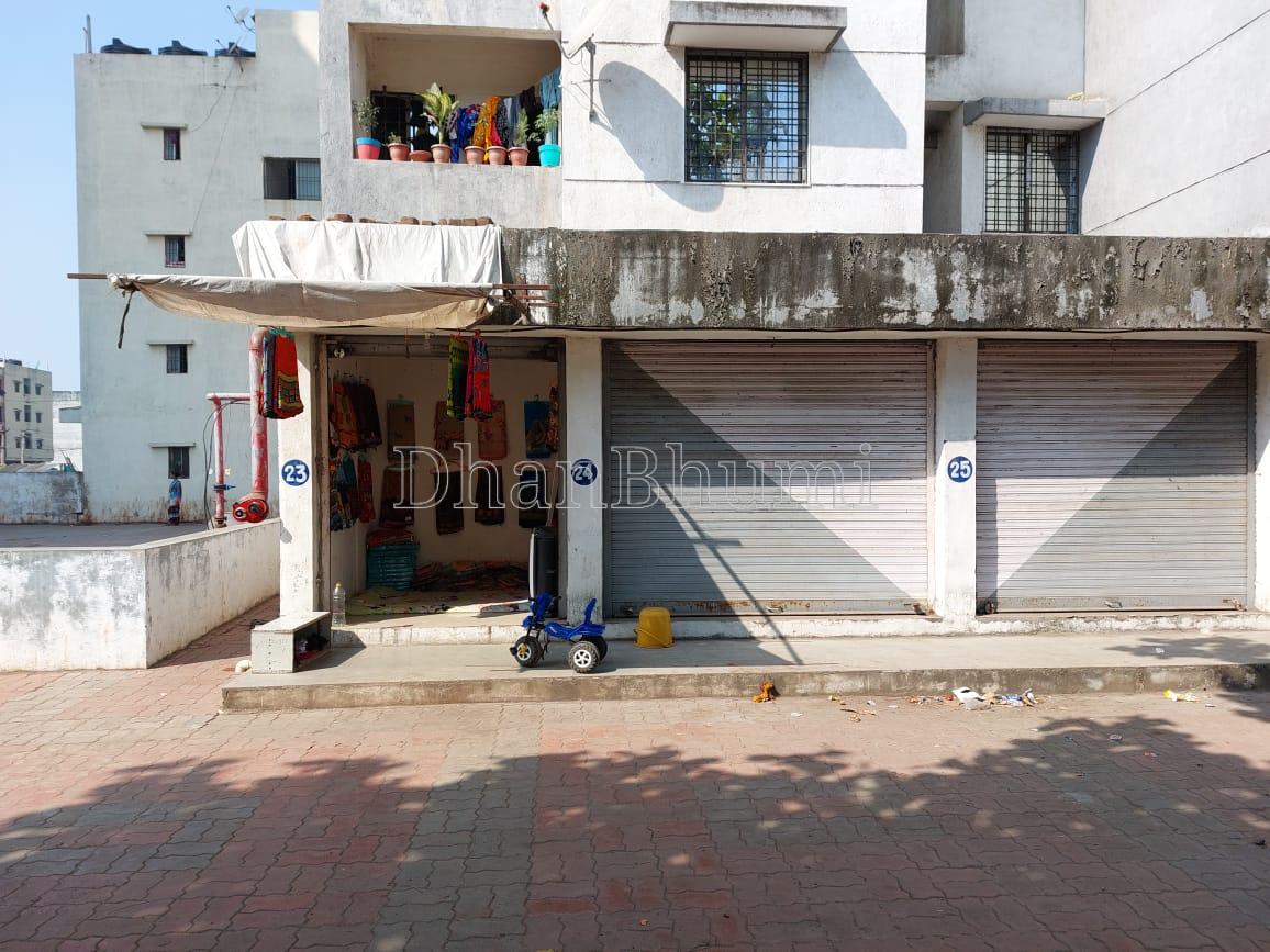 property_images/shopshowroom_in_surat_1784116302_6a57744e5cc53.jpeg