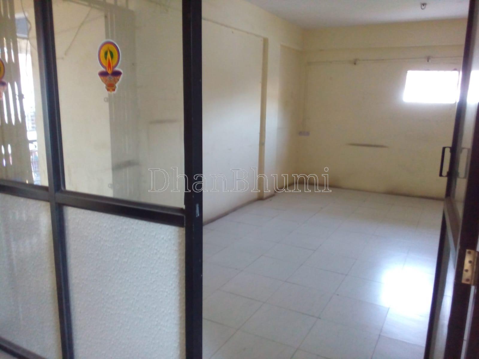 property_images/shopshowroom_in_surat_1784353661_6a5b137de6bc5.jpeg