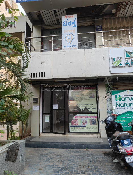 property_images/shopshowroom_in_vadodara_1791370878_6ac6267e615d6.png